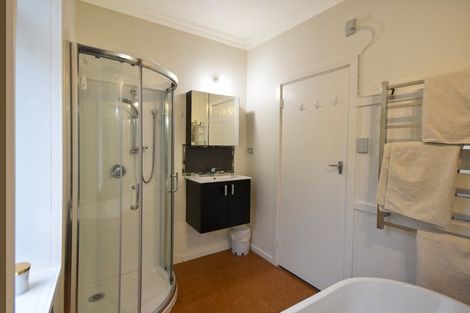 Photo of property in 2 Doon Street, Vauxhall, Dunedin, 9013