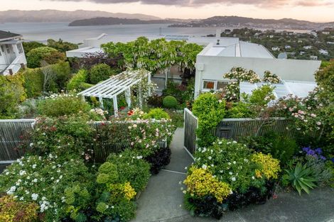 Photo of property in 27 Kabul Street, Khandallah, Wellington, 6035