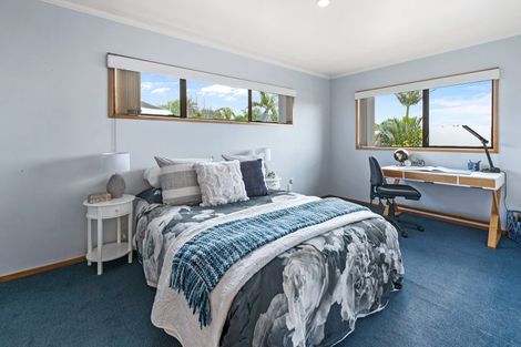 Photo of property in 80 Deep Creek Road, Torbay, Auckland, 0630