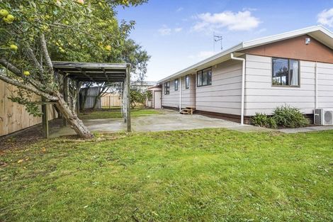 Photo of property in 1 Oak Avenue, Nawton, Hamilton, 3200