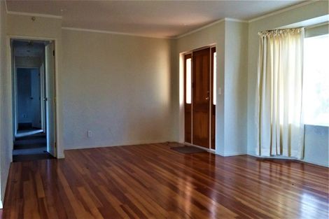 Photo of property in 53 Stratford Road, Manurewa, Auckland, 2105