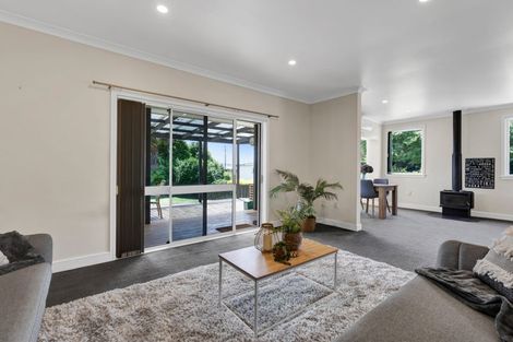 Photo of property in 116 Paraite Road, Paraite, New Plymouth, 4373