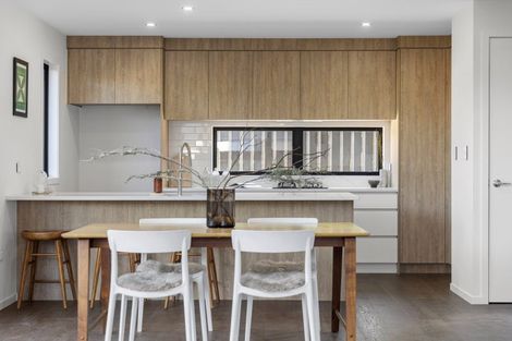 Photo of property in 213 Meola Road, Point Chevalier, Auckland, 1022