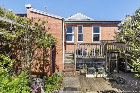 Photo of property in 42 Hall Street, Newtown, Wellington, 6021