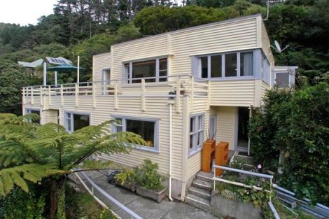 Photo of property in 10 Matai Terrace, Eastbourne, Lower Hutt, 5013