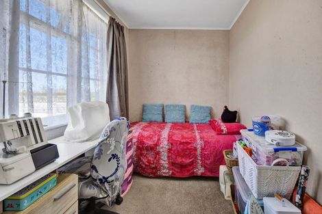 Photo of property in 325 Matangara Road, Hawera, 4672