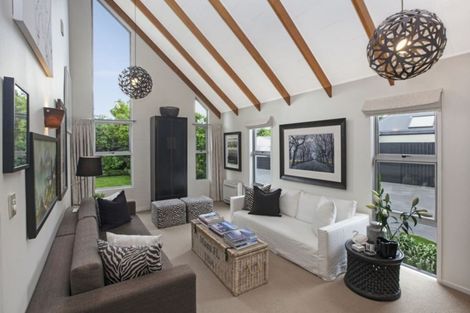 Photo of property in 121 Condell Avenue, Papanui, Christchurch, 8053