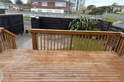 Photo of property in 1/48 Richards Avenue, Forrest Hill, Auckland, 0620