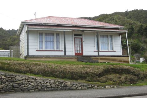 Photo of property in 147 Bright Street, Cobden, Greymouth, 7802