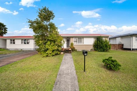 Photo of property in 80 Riverpark Crescent, Henderson, Auckland, 0610