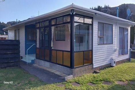 Photo of property in 278 Wellington Road, Wainuiomata, Lower Hutt, 5014