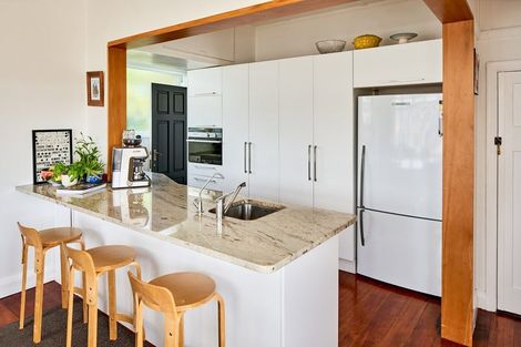 Photo of property in 50 Childers Terrace, Kilbirnie, Wellington, 6022