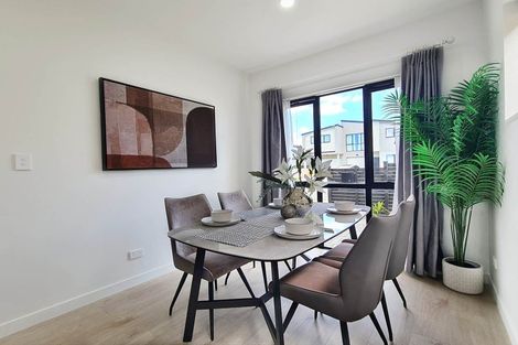 Photo of property in 4 Frontier Lane, Flat Bush, Auckland, 2019