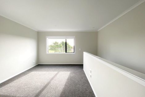 Photo of property in 2/125b Metcalfe Road, Ranui, Auckland, 0612