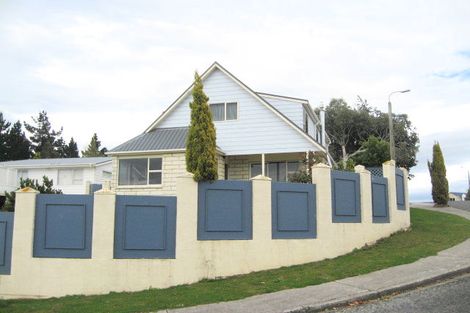 Photo of property in 1 Arthur Terrace, Balclutha, 9230