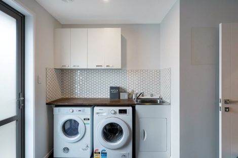 Photo of property in 15 Tiria Drive, Papamoa Beach, Papamoa, 3118