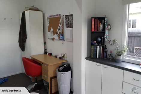 Photo of property in 103 Rattray Street, Riccarton, Christchurch, 8041