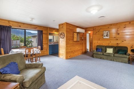 Photo of property in 4 Yasmin Lane, Kinloch, Taupo, 3377