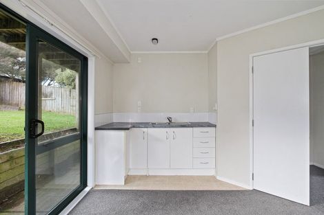 Photo of property in 33a Stevenson Road, Clarks Beach, 2122