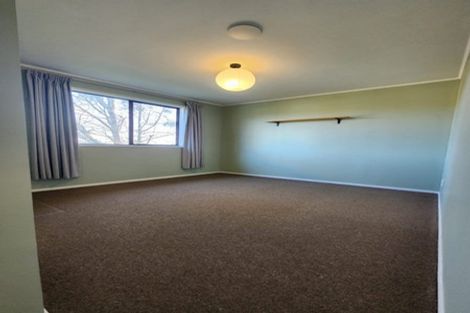 Photo of property in 87 Solar Road, Glen Eden, Auckland, 0602