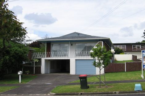 Photo of property in 61 Mcfadzean Drive, Blockhouse Bay, Auckland, 0600