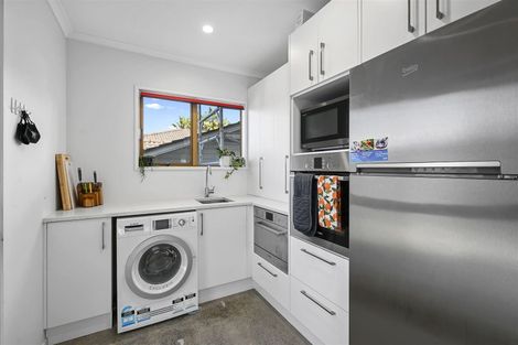 Photo of property in 37 Amante Crescent, Mairangi Bay, Auckland, 0630