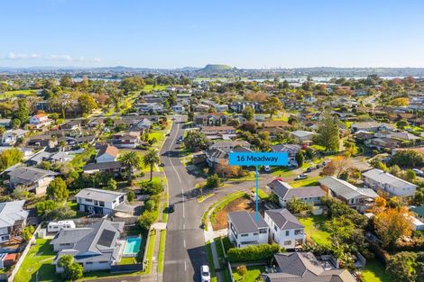 Photo of property in 16b Meadway, Sunnyhills, Auckland, 2010