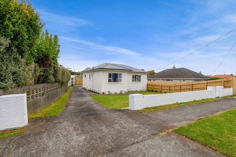 Photo of property in 7 Tarahua Road, Vogeltown, New Plymouth, 4310