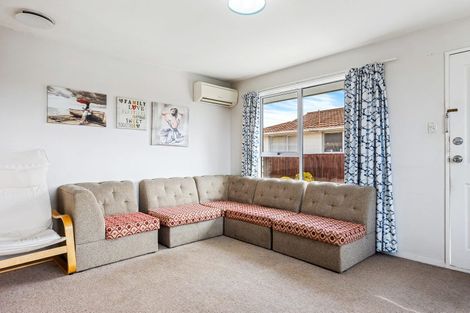 Photo of property in 1/74 Veitches Road, Casebrook, Christchurch, 8051