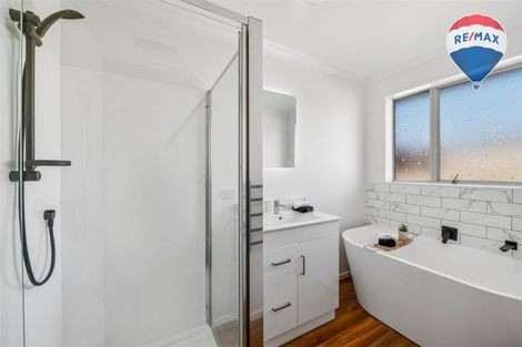 Photo of property in 1/21 Denver Grove, Totara Park, Upper Hutt, 5018