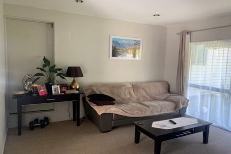 Photo of property in 307 Riccarton Road, Upper Riccarton, Christchurch, 8041