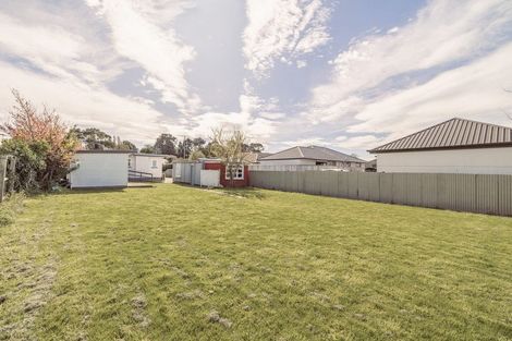 Photo of property in 216 Wainoni Road, Avondale, Christchurch, 8061