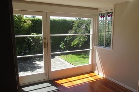 Photo of property in 38 Martin Avenue, Beckenham, Christchurch, 8023