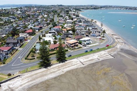 Photo of property in 1 The Parade, Bucklands Beach, Auckland, 2012