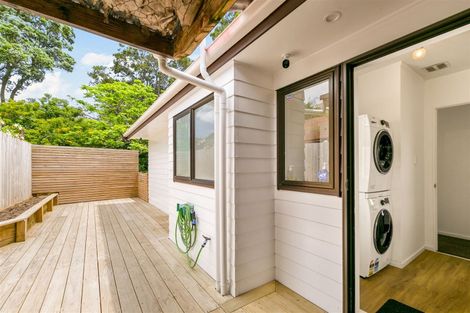 Photo of property in 2/28 Royal Road, Massey, Auckland, 0614