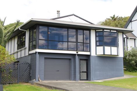 Photo of property in 4 Seaview Road, Cable Bay, 0420