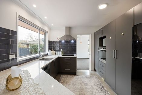 Photo of property in 5 Compton Grove, Huntington, Hamilton, 3210