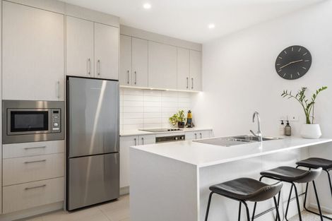 Photo of property in 205/8 Waikumete Road, Glen Eden, Auckland, 0602