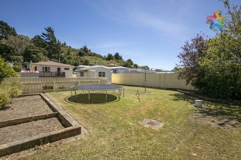 Photo of property in 19 Main Road, Wainuiomata, Lower Hutt, 5014