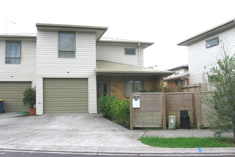 Photo of property in 20 Barnea Circle, Glen Eden, Auckland, 0602