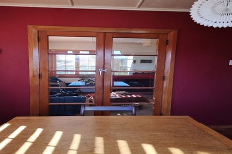 Photo of property in 14 Wyndham Street, Carterton, 5713