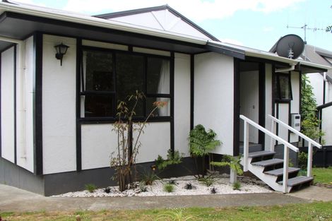 Photo of property in 4 Seaview Road, Cable Bay, 0420