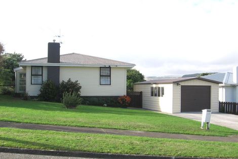 Photo of property in 72 Waiuta Street, Titahi Bay, Porirua, 5022