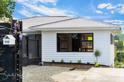 Photo of property in 109 Hurndall Street East, Maungaturoto, 0520