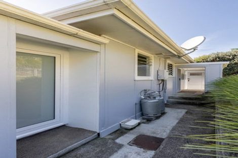 Photo of property in 21 Omokoroa Road, Omokoroa, 3114
