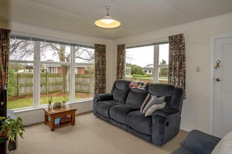 Photo of property in 2 Lockhart Avenue, Milson, Palmerston North, 4414