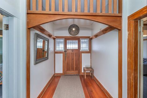 Photo of property in 556a Queen Street East, Levin, 5510