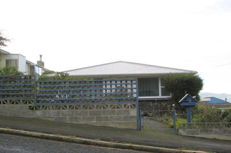 Photo of property in 81 Isadore Road, Saint Clair, Dunedin, 9012