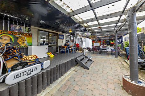 Photo of property in 11 Slim Place, Clendon Park, Auckland, 2103