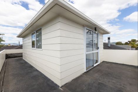 Photo of property in 11 Perrin Place, Kelvin Grove, Palmerston North, 4414